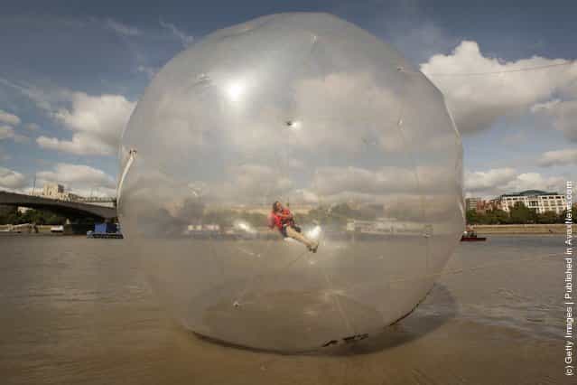 Giant Floating Sphere