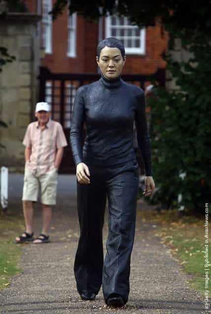Sean Henrys sculpture Walking Woman