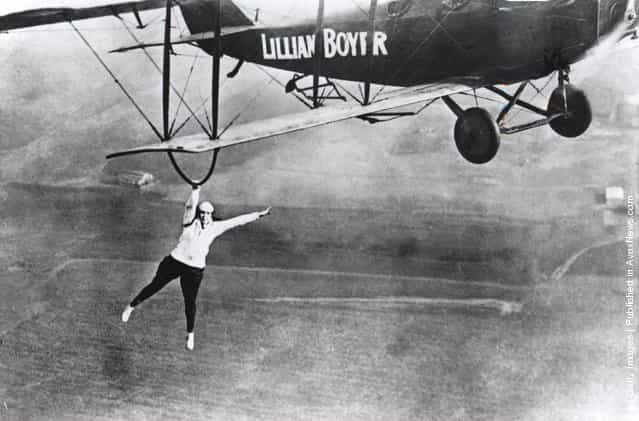 Infamous stunt flying acrobat Lillian Boyer in action
