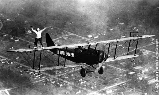 Flying acrobat Lillian Boyer
