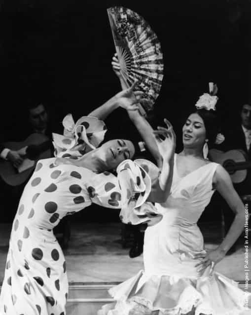 Spanish dancers Manuela Vargas (left) and her sister Bolito Vargas rehearse their flamenco act