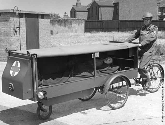 A one-man anti-gas ambulance and resuscitator, designed and made for use by the Home Guard