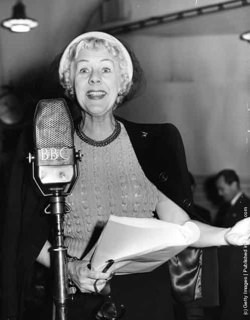 1950: Stage, screen and radio comedienne Cicely Courtneidge rehearses for her latest radio appearance