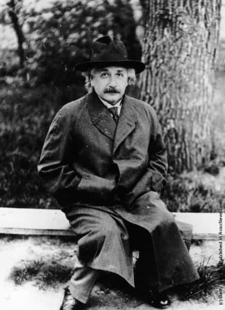 1932: German-Swiss-US mathematical physicist Albert Einstein