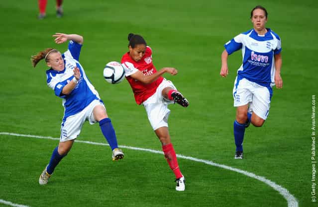 Rachel Yankey of Arsenal Ladies scores a spectacular fourth goal during the FA WSL Continental Cup Final between Birmingham City Ladies FC v Arsenal Ladies FC