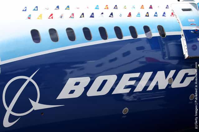 The outside decal of the Boeing 787 Dreamliner