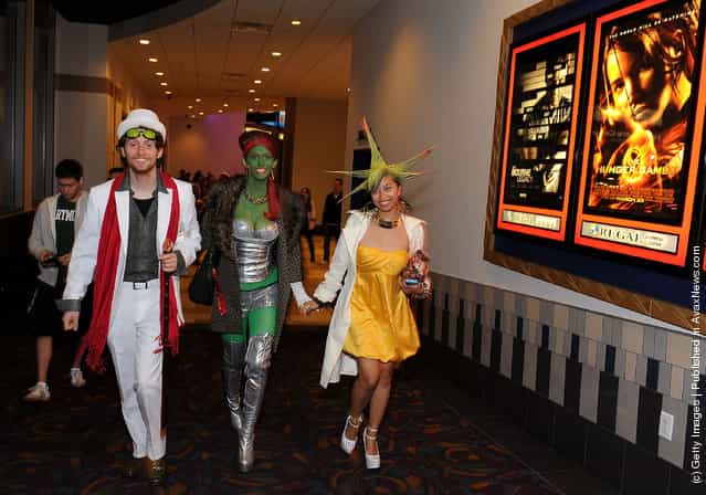 Fans arrive at the Opening Night Of Lionsgate's 'The Hunger Games' at the Regal Cinemas L.A. LIVE Stadium