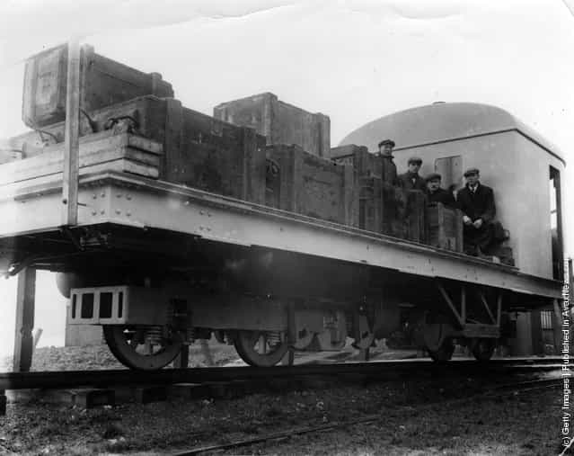 1910: A demonstration of the Brennan Mono-rail, designed by Louis Brennan