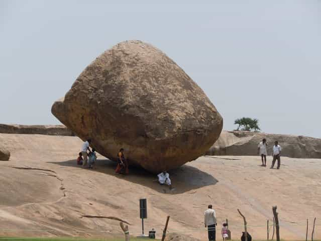 Mahabalipuram, India – The Krishna butter ball