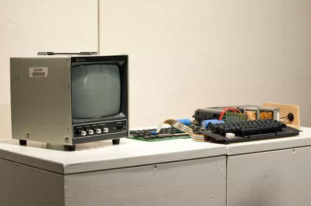 Sothebys To Auction Working Version Of First Apple Computer Model