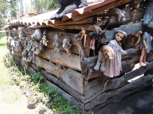Xochimilco – Island of the Dolls – Doll Shack