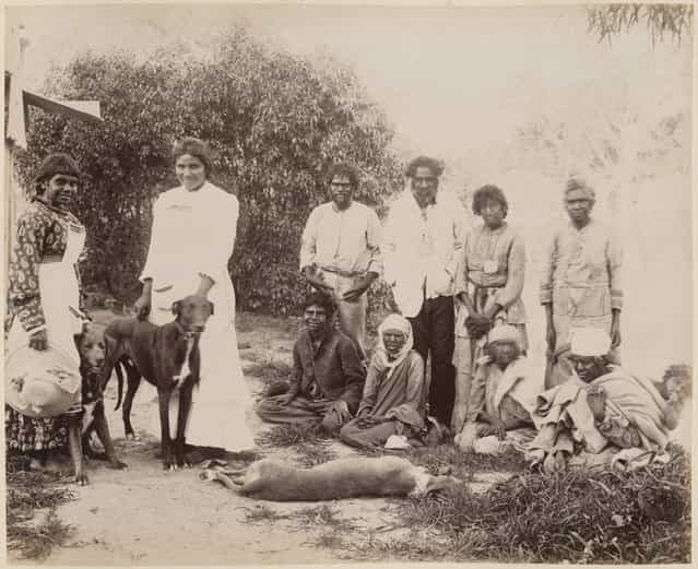 Group of Aboriginals at Dunlop Station homestead, Darling River, New South Wales, 1886