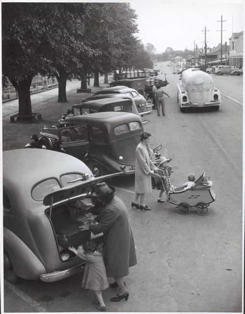 Main Street, Drouin, Victoria, ca. 1944