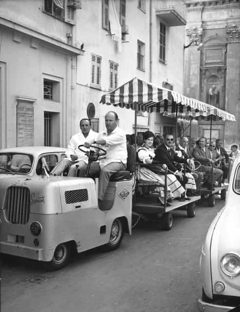 A mini-tram taking sightseers through the old town of Nice, August 1966. (Photo by Keystone)