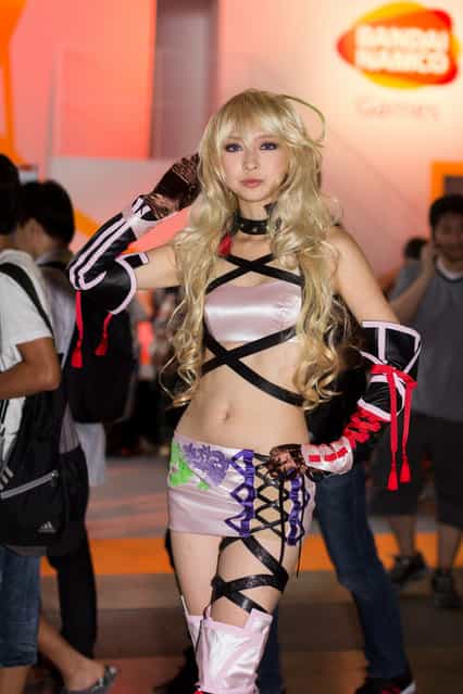 Hot Promotional Models and Cosplay Girls: Tokyo Game Show 2012