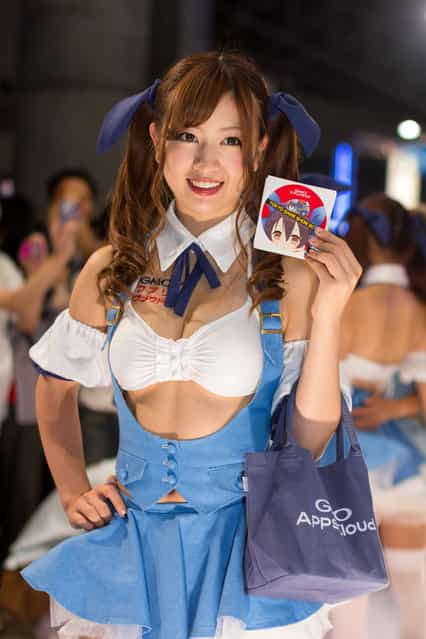 Hot Promotional Models and Cosplay Girls: Tokyo Game Show 2012
