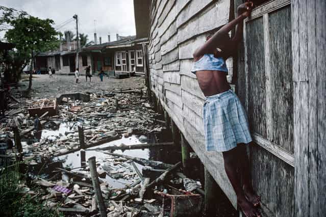 Colombia. Buenaventura, July 1998. (Photo by Jean-Claude Coutausse)