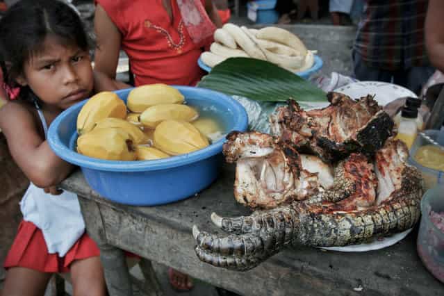 Peru, Iquitos. Restaurant in Bellavista, an area by the Amazon on April 2005. (Photo by Jean-Claude Coutausse)