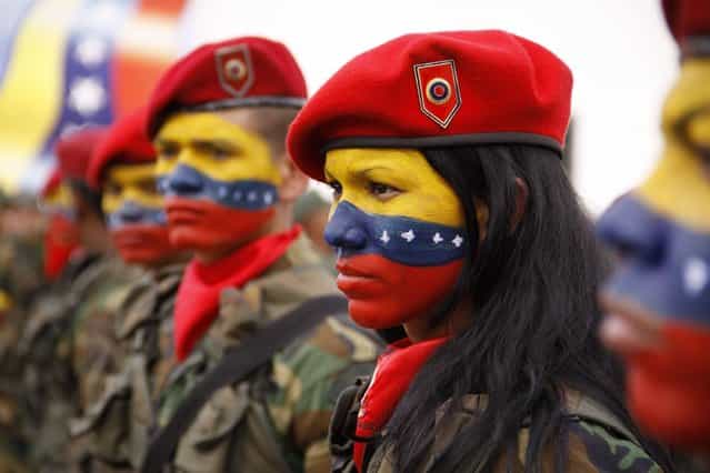 The president of Venezuela, Hugo Chavez, on Friday sent a message of greeting to year end the Bolivarian National Armed Forces, December 28, 2012. The same was read by the Vice President, Nicolas Maduro, in a ceremony held at the Air Base Teniente Luis Del Valle Garcia, Barcelona, Anzoategui state. (Photo by AVN)