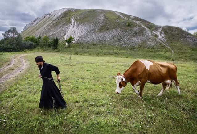 [Monastic everyday life]. (Photo by Sergej Smirnov)