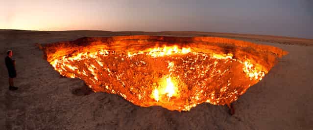 [Door to Hell], a burning natural gas field in Derweze, Turkmenistan. (Photo by Tormod Sandtorv)
