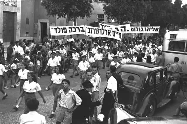 May Day Parade in Tel Aviv, 1947