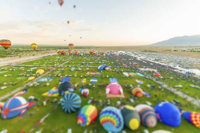 Balloon fiesta, New Mexico. (Photo by Richard Silver)