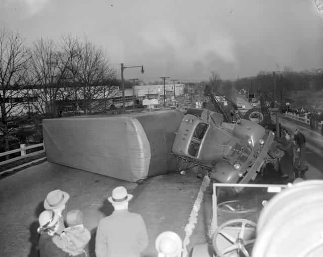 Truck overturned, 1950s. (Photo by Leslie Jones)