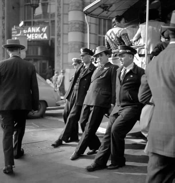 Cable Car Turnaround, San Francisco, 1946. (Photo by Fred Lyon)