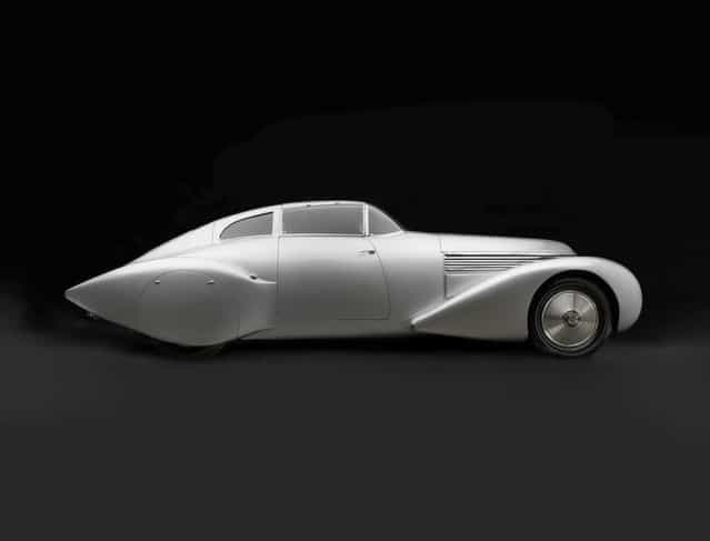 1937 Hispano-Suiza Xenia Coupe. Collection of Merle and Peter Mullin. (Photo by Peter Harholdt)