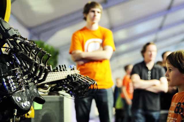 Robot music at RoboCup 2013 in Eindhoven (NL). (Photo by Bart van Overbeeke)