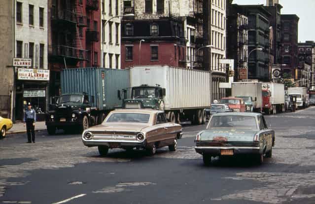 Holland Tunnel traffic, backed up on Canal Street, in May of 1973. (Photo by Wil Blanche/NARA via The Atlantic)
