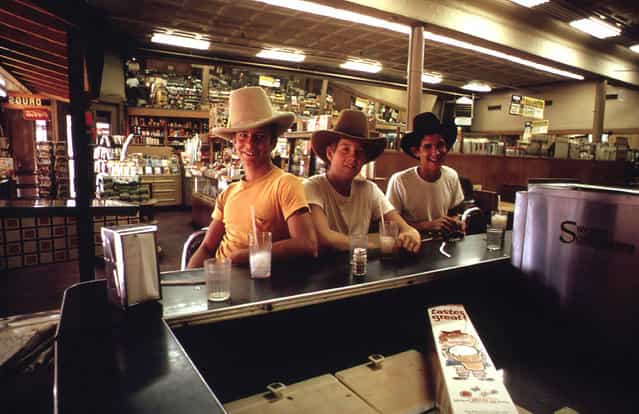 Teenagers in drugstore in Stockyards area of Fort Worth, October 1972. (Photo by Bob Smith/NARA via The Atlantic)