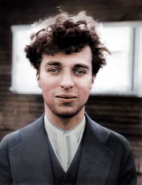 Charlie Chaplin at the age of 27, 1916. Colorized by BenAfleckIsAnOkActor on Reddit.