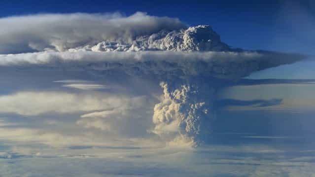 An aerial view shows ash and steam from an eruption in the Puyehue-Cordon Caulle volcanic chain near Osorno city in south-central Chile, on June 5, 2011