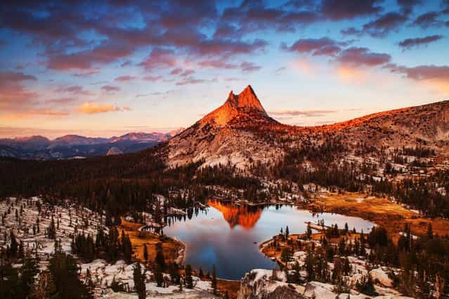 Of the epic landscape, the California-based photographer said: [It was an incredible moment and I'm just glad I decided that day to pick up my camera and give it a go because I don't know if I will ever get the chance again]. (Photo by Nolan Nitschke/Caters News)