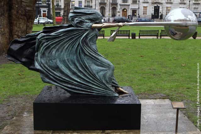 The Force of Nature II by contemporary sculptor Lorenzo Quinn