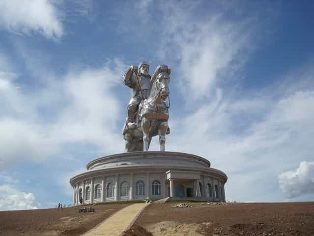 The worlds largest statue of Chinggis Khaan (in Mongolia)