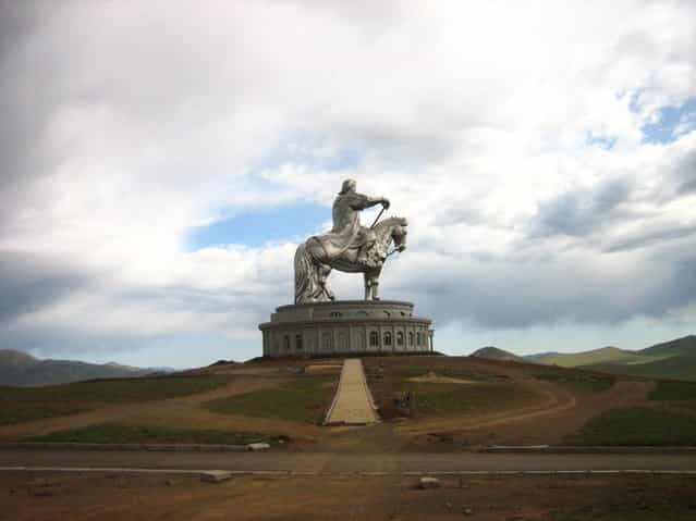 The worlds largest statue of Chinggis Khaan (in Mongolia)