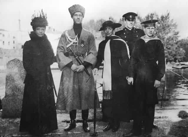 Members of the Russian royal family at at the Yelagin Palace in Saint Petersburg, circa 1916. From left to right, Empress Maria Feodorovna (1847–1928), her son Grand Duke Michael Alexandrovich (1878–1918), her daughter Grand Duchess Xenia Alexandrovna (1875–1960) and Xenia's sons Prince Feodor Alexandrovich (1898–1968) and Prince Nikita Alexandrovich (1900–1974).