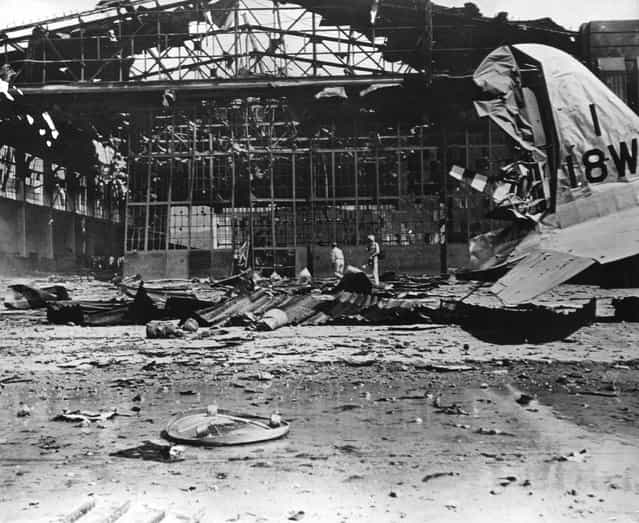 circa 1942: Hickam Field aircraft hangar at Pearl Harbour (Pearl Harbor), Hawaii, destroyed by Japanese bombs during World War II. (Photo by Evans/Three Lions/Getty Images)