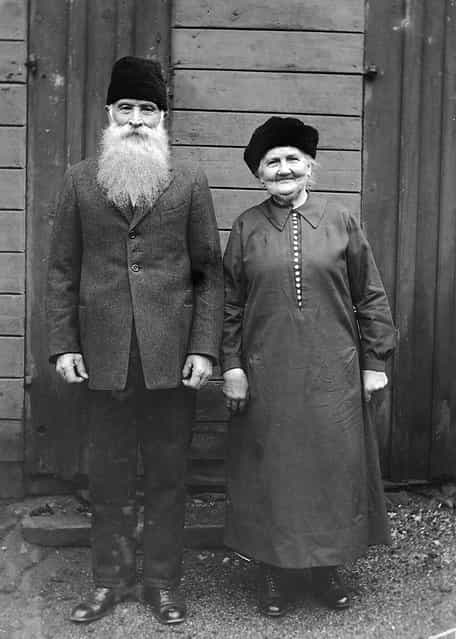 Mr and Mrs Lundström, Gävle, Gästrikland, Sweden. The coachman C. P. Lundström, born in 1851, and his wife. Resident in Södra Trädgårdsgatan street in Gävle. 30.11.1930. (Photo by Einar Erici)