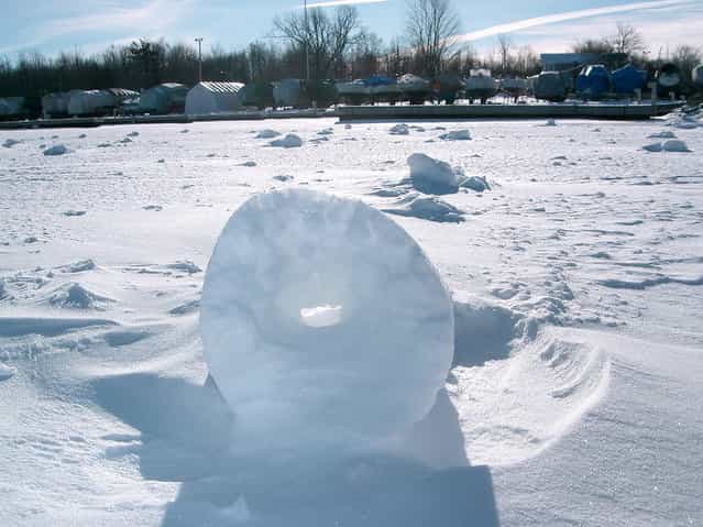 Snow Roller on Collins Bay, 2004. (Photo by Gord Campbell)