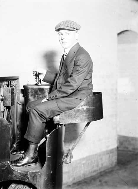 [Monorail Subway, Capitol To Senate. John W. Hinkel, Operator Of Car, 1914]. (Photo by Harris & Ewing Collection)
