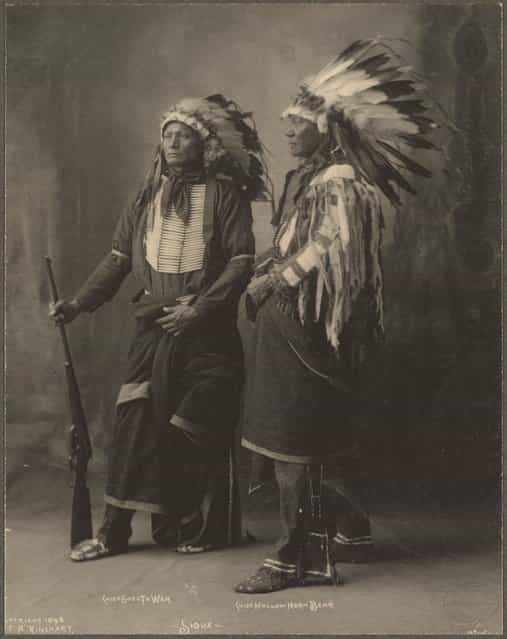 Chief Goes To War, Chief Hollow Horn Bear, Sioux, 1899. (Photo by Frank A. Rinehart)