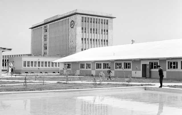 The modern new (completed 1966) government printing plant in Kabul, on June 9, 1966, which houses Kabul Times. Most of its machinery was furnished by West Germany. (Photo by AP Photo via The Atlantic)