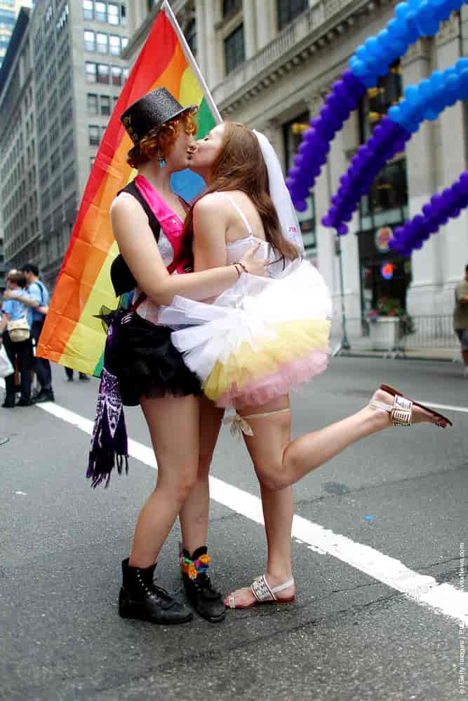 New York S Gay Pride Parade Celebrates Passage Of Same Sex