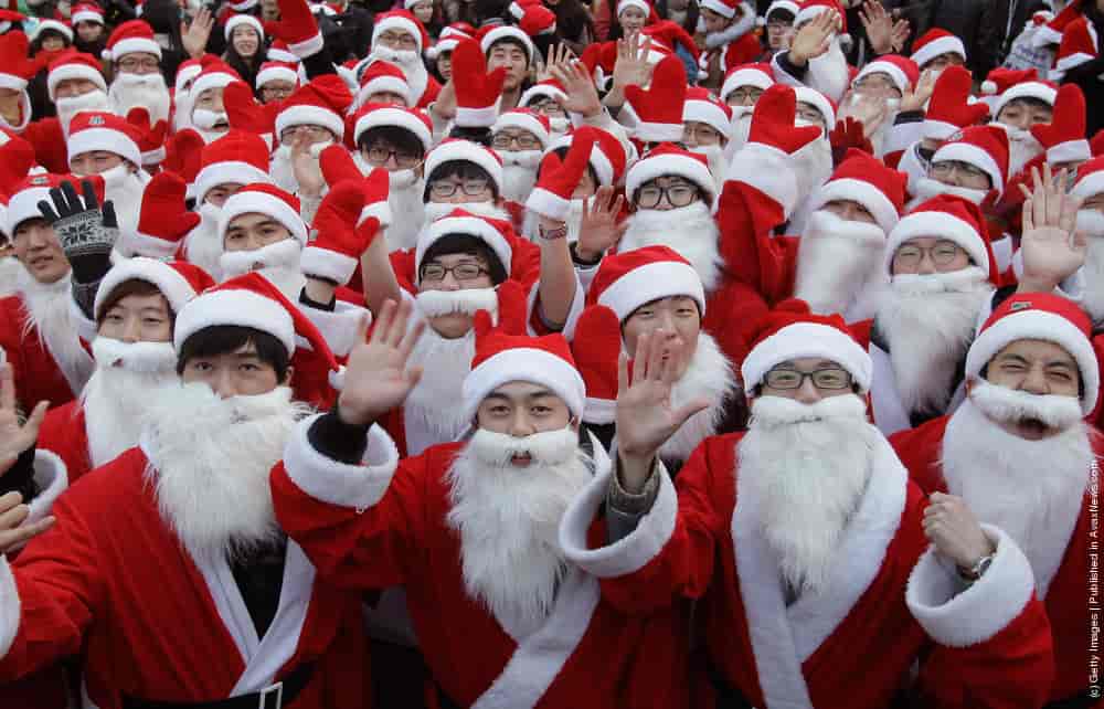 Risultati immagini per south korea christmas santa