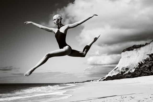 Karlie Kloss Heads to Brazil for Vogue US July 2012 Lensed by Mario Testino