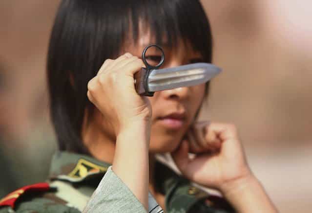 Chinese Female Police [Oldies]